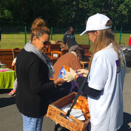 Cogedim distribue des croissants - Keemia Communication OOH - Agence conseil et opérationnelle, Hors média & Solutions OOH