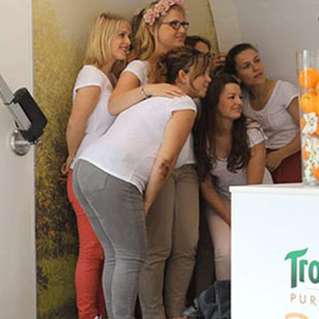 Créez vos GIF avec Tropicana - - Keemia Digital - Activation Digitale Factory