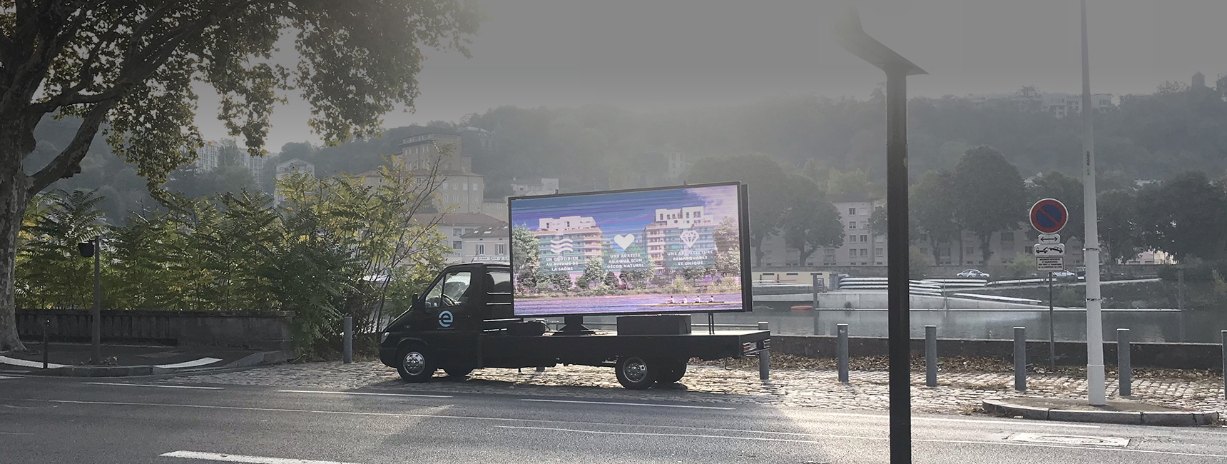 Diagonale street marketing affichage mobile Keemia Lyon Agence marketing local en région Rhônes Alpes