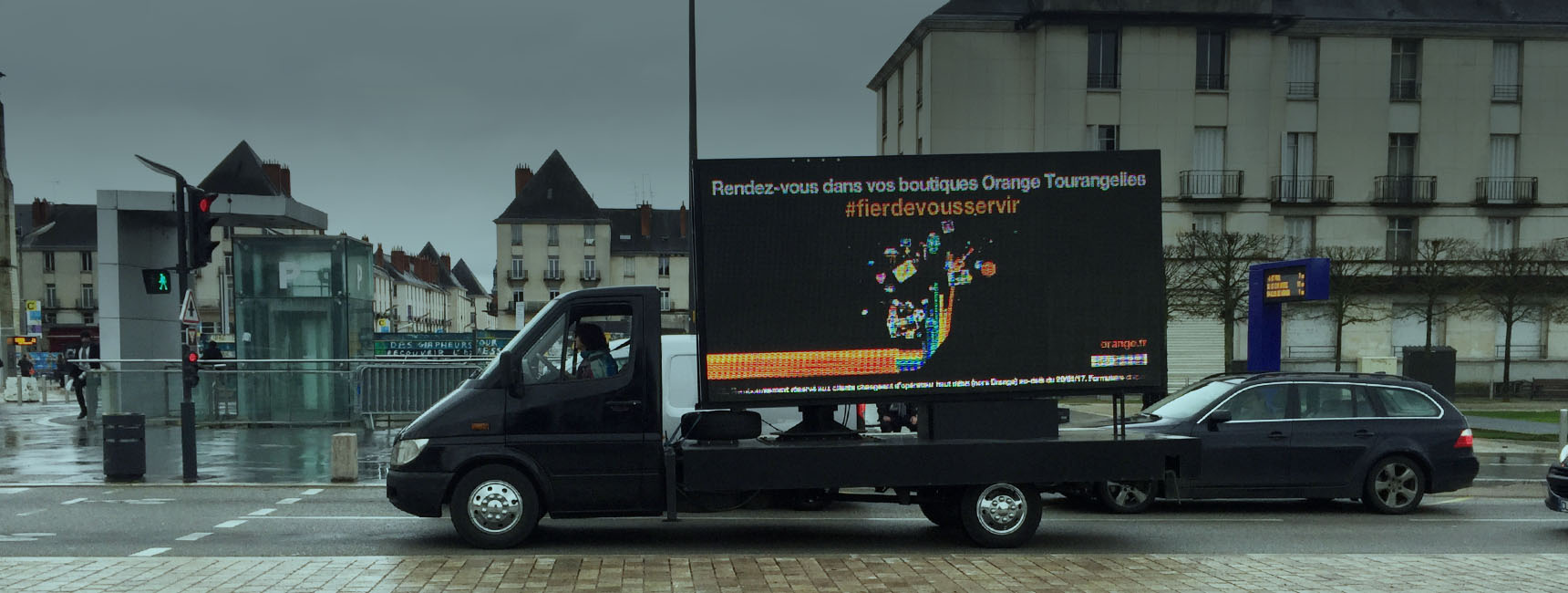 Dispositifs d'affichage mobile - Keemia Nantes Agence marketing local en région Atlantique