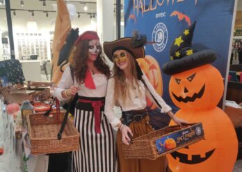 Opération Halloween dans la galerie marchande de Leclerc Baléone 2