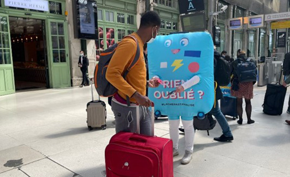 Opération de street marketing pour OUIGO avec Keemia Paris agence de marketing en région Ile de France 1