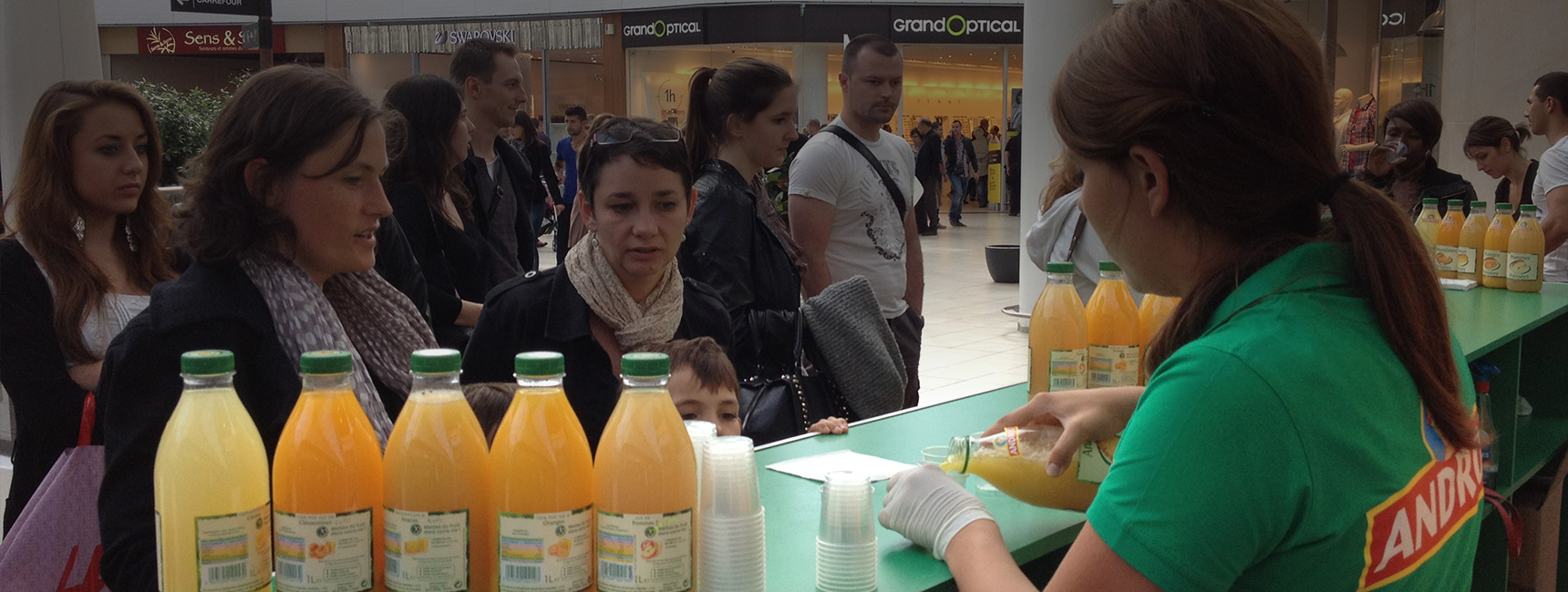 Stand de dégustation des jus Andros - Keemia Shopper Marketing - Agence d'activation shopper marketing phygitale