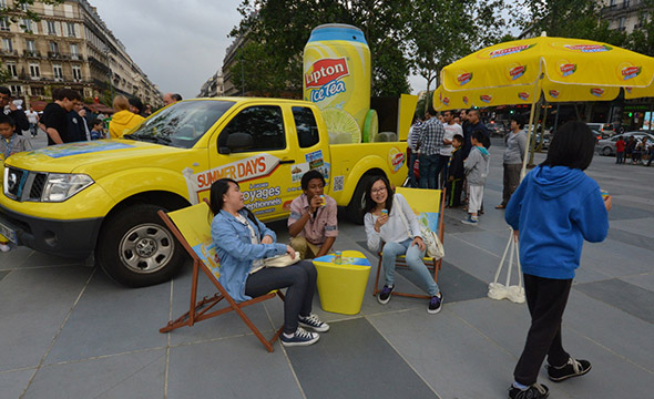 Des pick-ups expérientiels brandés aux couleurs de Lipton - Keemia Shopper Marketing - Agence d'activation shopper marketing phygitale