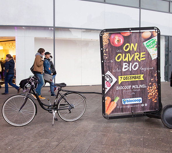 Biocoop en affichage mobile Bike'Com à Lille - Keemia Shopper Marketing - Agence d'activation shopper marketing phygitale