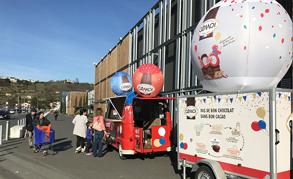 dispositif visibilite et augmentation des ventes chocotruck pour les 100 de la marque cemoi Keemia Shopper Marketing Agence d'activation shopper marketing phygitale