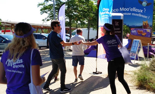 Milka Outstore street marketing agence d'activation shopper marketing phygitale