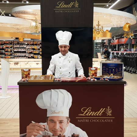 Shop in shop Lindt animation et dégustation en point de vente - Keemia Shopper Marketing Agence d'activation shopper marketing phygitale