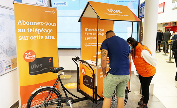 Activation Shopper Ulys sur les aires Vinci Autoroutes - Keemia Shopper Marketing Agence d'activation shopper marketing phygitale