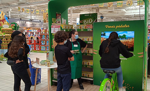 Animation Shop in Shop pour les céréales Bio de Nestlé avec Keemia Shopper l'agence de marketing d'activation shopper phygitale