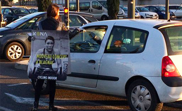 Kona Street marketing dépôt Affichage mobile Keemia Toulouse Agence marketing local en région Occitanie
