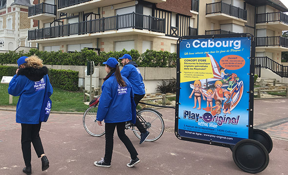 Playmobil affichage mobile street marketing Keemia Tours Agence marketing local en region Centre Normandie