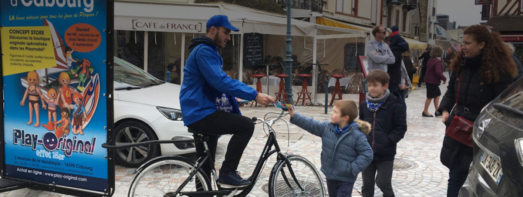 Playmobil affichage mobile street marketing Keemia Tours Agence marketing local en region Centre Normandie