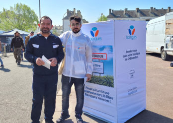 Double dispositif de communication - street marketing et affi'led pour Bouygues Telecom avec Keemia Tours agence marketing local en région Centre Normandie 1