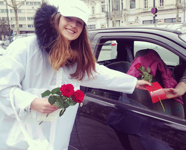 Renault remercie avec des roses Vignette - Keemia Agence Hors média, Shopper Marketing, Evénementiel